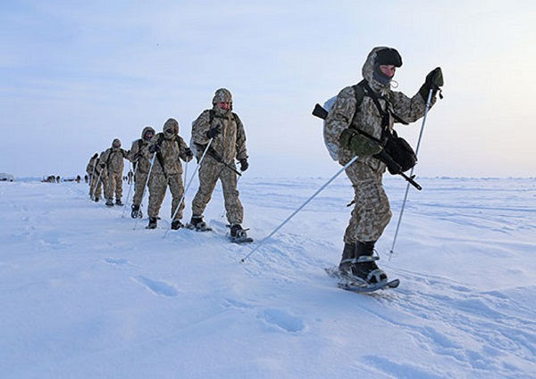Airborne formation servicemen performed marching in the Arctic severe conditions.