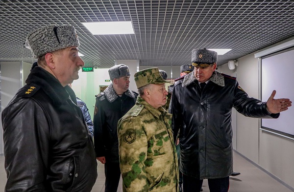 First Deputy Director of the Russian Guard Colonel General Viktor Strigunov, Commander of the Central District of the National Guard Troops of the Russian Federation, Colonel General Igor Golloev and Head of the Main Directorate of the Russian Guard in Moscow, Major General Police Vorobyov discussed the future development of the Moscow Guard’s divisions, February 12, 2020.