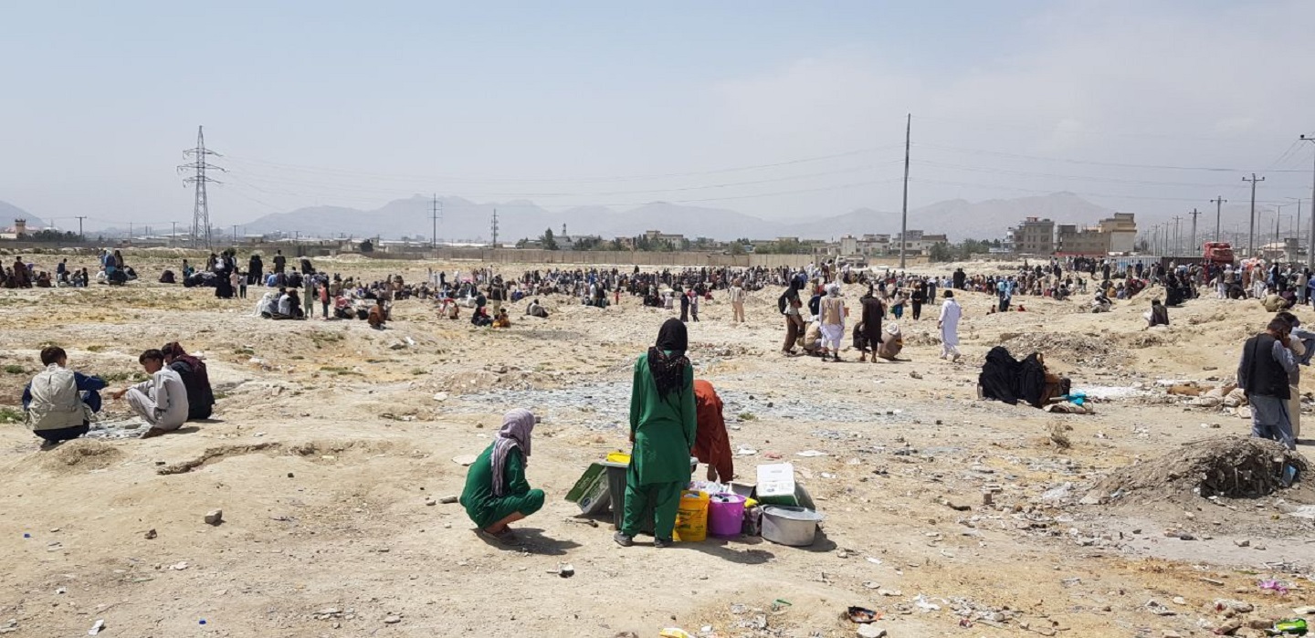 refugees at Kabul airport Afganistan