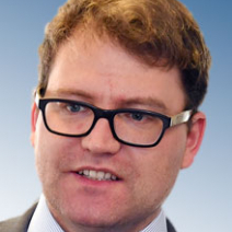 portrait photo of Tobias Bunde