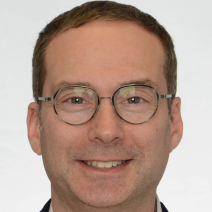 Portrait image of Professor Scott Handler.