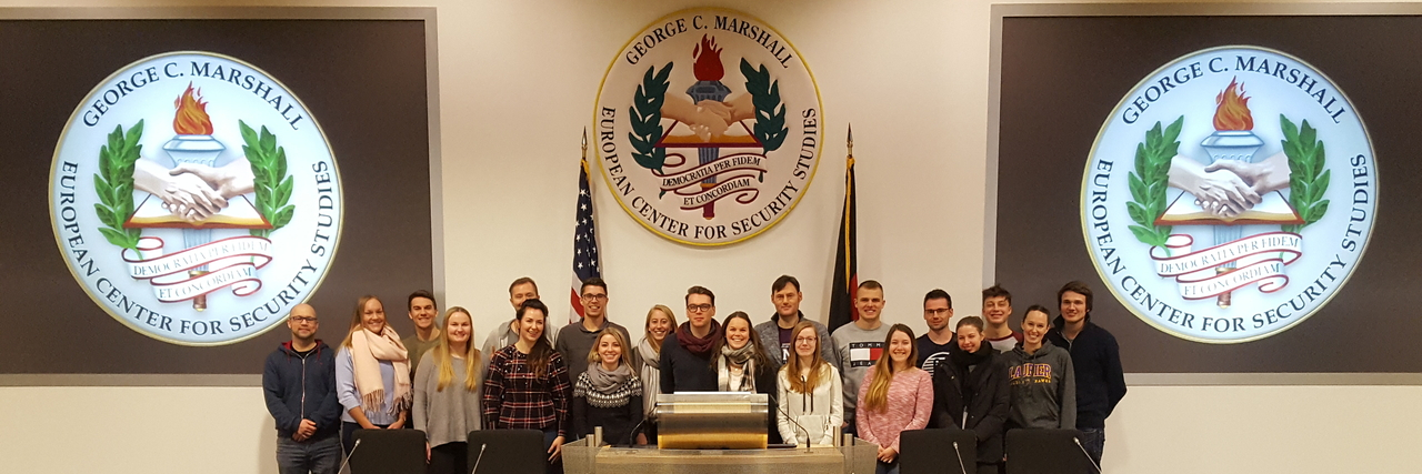 University of Applied Sciences Students Visit the Marshall Center