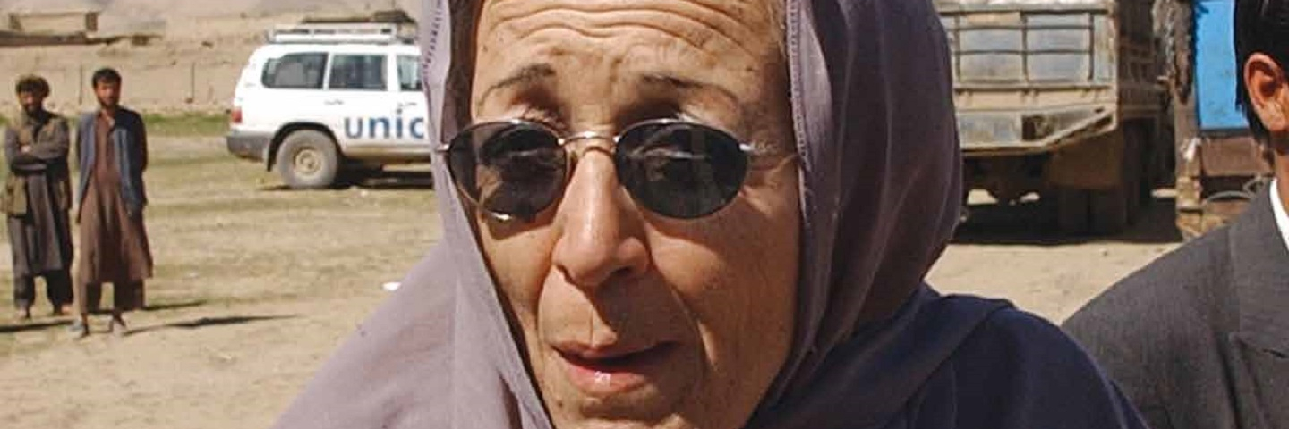 lady in mid east