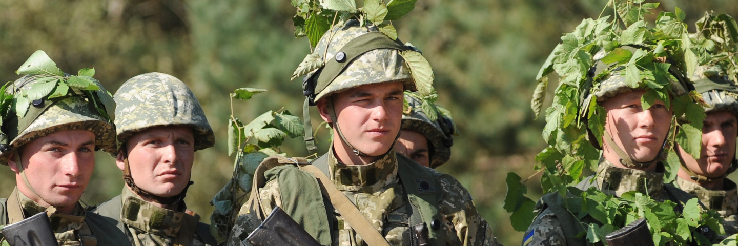Ukrainian servicemen take part in the "Rapid Trident" military drill on September 19, 2014 near the western Ukrainian town of Yavoriv. Rapid Trident is an annual US Army Europe conducted, Ukrainian led situational and field training exercise designed to enhance interoperability with allied and partner nations while promoting regional stability and security.