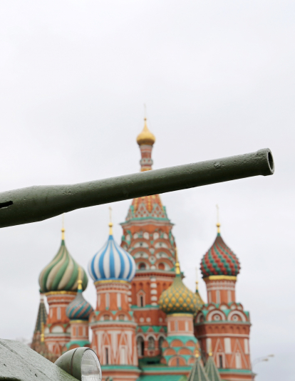 Tank gun on Red square in Moscow