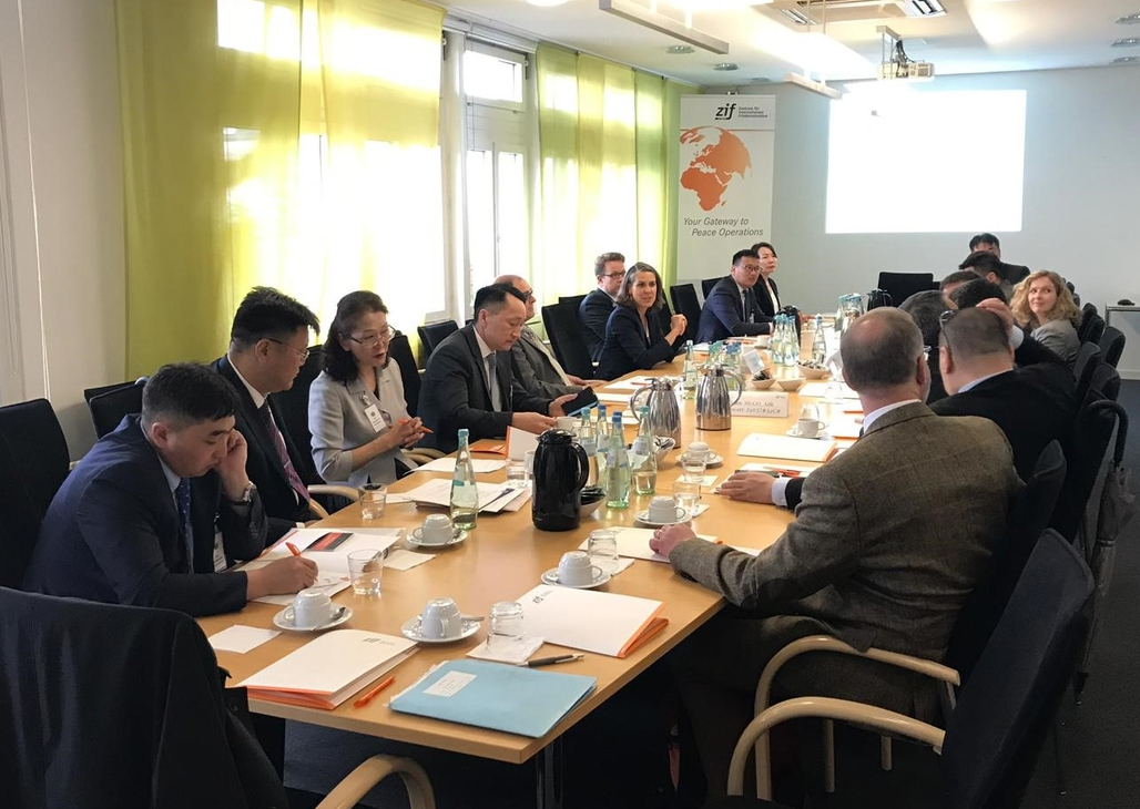Marshall Center Hosts a Mongolian Senior Leadership Seminar in Berlin