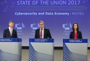 European Commissioner for Digital Single Market Andrus Ansip (L), European Commissioner for Security Union Julian King (C) and EU Commissioner for Digital Economy and Society Mariya Gabriel (R) hold a joint press conference over the package of EU's response to cyber-attacks in Brussels, Belgium on September 19, 2017. 