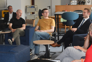 Marshall Center hosts AI salon