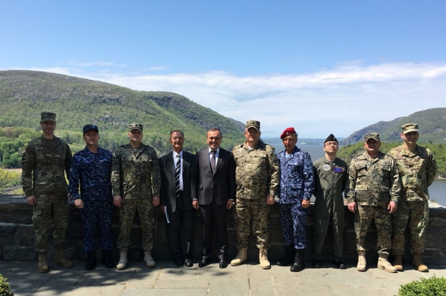 Commandants from Uzbekistan’s Ministry of Defense and members of the National Guard visit USMA with MAJ Paul Aldaya and MAJ Spencer Phillips.
