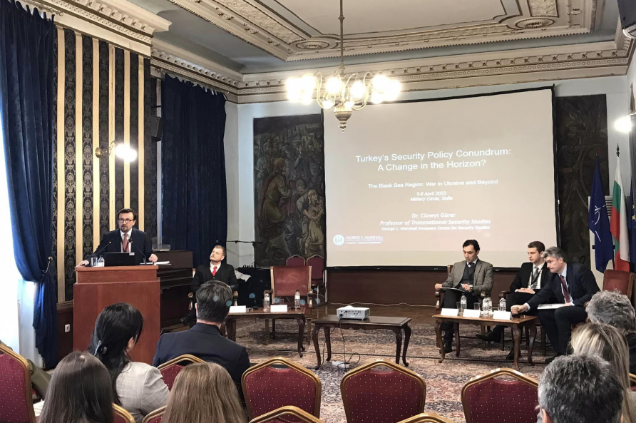 Dr. Cüneyt Gürer Speaks at Sofia, Bulgaria Forum